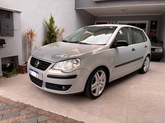 VOLKSWAGEN POLO 1.6 MI 8V FLEX 4P MANUAL VOLKSWAGEN POLO 1.6 MI 8V FLEX 4P MANUAL